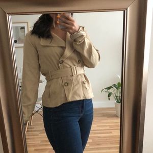 Abercrombie & Fitch Cropped Trench Coat